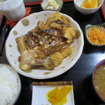 あら煮定食８８０円？？