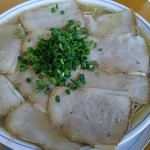 ラーメン げんこつ家 - チャーシュー麺大盛り(800円)