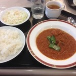 Js cafe - アフリカ料理ビーフマフエ。牛肉ピーナッツバター煮。酸味と辛味があります。650円。ご馳走さまでした。