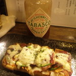 たつ家 - 2010/06油揚げピザ