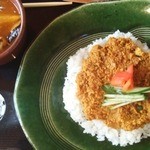 銀のすず - キーマカレー＆野菜のスープカレー