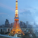 ザ・プリンス - ザ・プリンス　パークタワー東京：ライトアップされた東京タワーを眺めながら