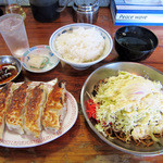 餃子＆そば焼(小)＆御飯(大)
          
