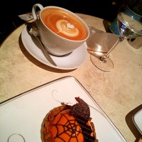 アニヴェルセル カフェ - ポティロン &カフェオレ