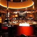 Funky - 店内2F。正面に見えるのがパラゴン。