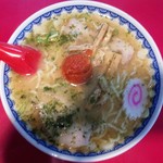 赤湯ラーメン 龍上海 - 赤湯からみそラーメン830円／27年10月