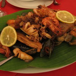 Zamboanga Restaurant - 魚介類の揚げ物