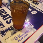 ユーケーワイルドキャッツカフェ - ☆お水グラスとロゴ入りおしぼりです☆