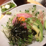 Kawara Kafe Ando Dainingu - マグロアボカド丼¥880