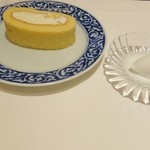 海鮮名菜　香宮 - ココナツロール　バニラアイス