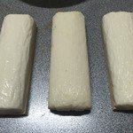 村田蒲鉾店 下関店 - 左から  嶺雪、萩王、村四郎