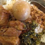 生福園 - 生福園　魯肉飯アップ