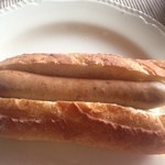 セント シュバイン - 2015年10月：一緒に買ったフランスパンにはさんでいただきます！