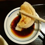 珍満茶楼 - 肉厚の餃子