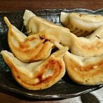 焼き餃子　440円