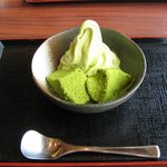 京甘味 文の助茶屋   - 2010/6/25　抹茶ソフト&わらび餅