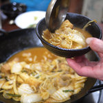 白川苑 - 名物ホルモン鍋（２人前）