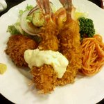 キッチンスズキ - 海老フライ、カニコロのセット
