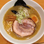 Wスープ塩らーめん 780円