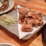 居食屋タム - 鶏の唐揚げ