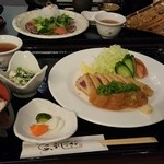 こぶしのさと - レアかつおカツ定食