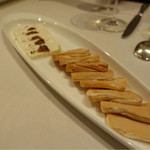 パッソ・ア・パッソ - クアルティローロをバーニャカウダに漬けたやつ！