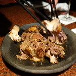 焼肉うしごろ - 骨をすっととってくれます