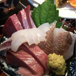 魚屋網元 - 刺身は身厚で鮮度は抜群！