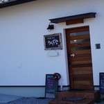 うえだや - こっちは本来居酒屋さんの入り口