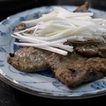 大衆料理　川治 - 鯨ステーキ