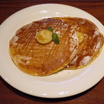 MUU MUU DINER Fine Hawaiian Cuisine - プレーンパンケーキ≪メープルバター≫（シロップをかけたところ）