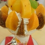 アオイ農園　ぶどうの木 - 柿パフェ♪