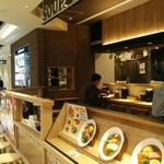 カレー食堂 心 - 店内 レジカウンターあたり