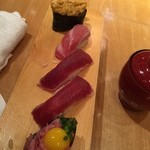 築地玉寿司 - マグロ５種盛り合わせ