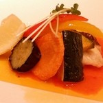 Yaya dining - メインは「鯛のムニエル」です。