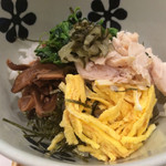 だし茶漬け えん - 奄美大島鶏飯風 ここに出汁をかけてお茶漬けにします。2015.10撮影