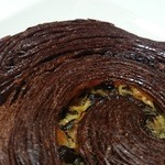 パリアッシュ - パリッパリのショコラ生地にこんがりカスタードと風味良いチョコが合う！