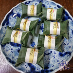 笹一 - 紀州あせ葉寿司 50g 7個　(鯖3個、鯛2個、さんま2個)