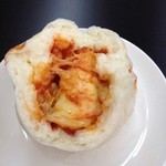豚饅大王 - ピザ風チーズまん160円