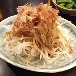 居酒屋 一休 - オニオンスライス。半額で149円！
美味しい～。オニスラ大好き！結構ボリュームあったよ～。