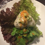 いが嵐倉庫 - パクチーおむすび300円