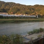 飴源 - 玉島川のほとりに佇むロケーション