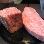 レストランRyu - A5等級のミスジとイチボのプレゼンテーション