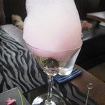 レストランRyu - 赤紫蘇エスプーマとハモンセラーノと野菜のサラダ