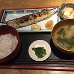 茶番 - 焼き秋刀魚定食