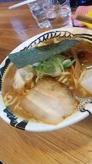 麺屋らいぞう - 豚鶏魚介（辛み玉） 中 720円