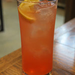 Osteria al Ponte - スプモーニ。キンキンに冷えています。