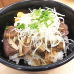秋田グリーンサムの杜 - ステーキ丼、950円