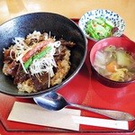 土佐屋 - 和牛ステーキ丼　1100円　（＾＾ｂ