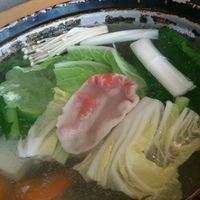 銀座しゃぶ通 マロニエゲート店 - 鍋で、しゃぶしゃぶ♪